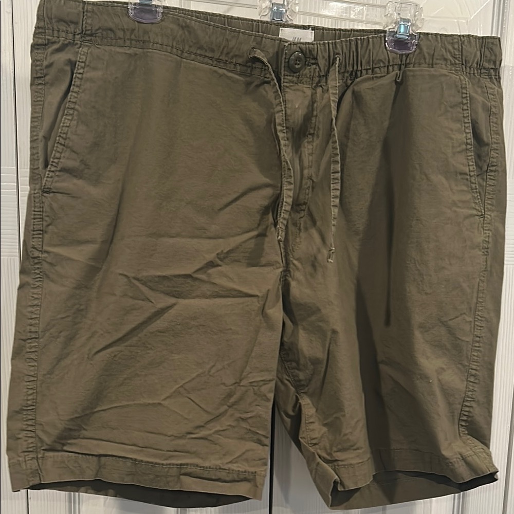Men's H&M Olive Green Casual Shorts